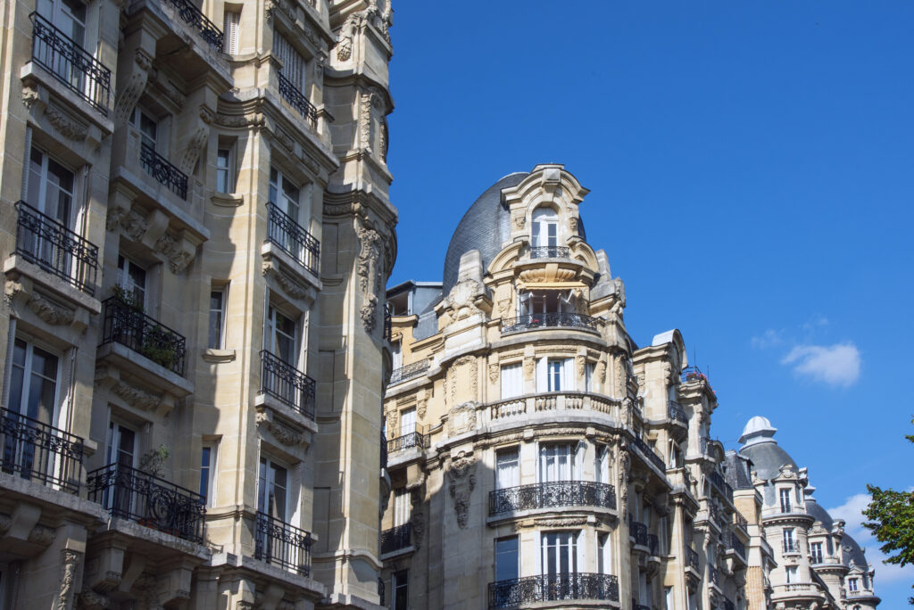 Immeuble parisien style Haussmann