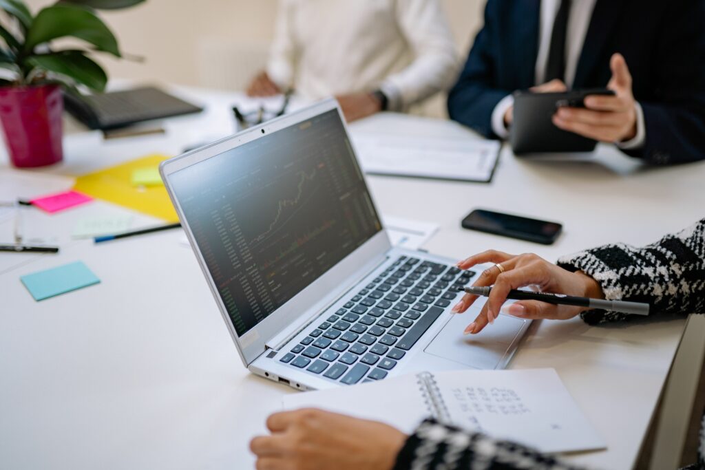 Analyse de placements financiers lors d’un rendez-vous