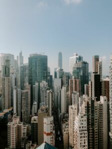Gratte-ciel de Hong Kong au bord de la baie, illustration des marchés financiers internationaux